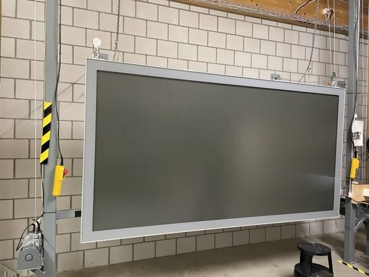 GOB P1.875mm Iron Box Αδιάβροχη διαφημιστική μηχανή εξωτερικού υψηλής φωτεινότητας εξοικονόμηση ενέργειας με Epistar LED chip