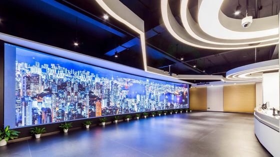 Εσωτερική οθόνη 1000*250mm 750*250mm Εσωτερική οθόνη LED μακριάς ταινίας με γρήγορη τοποθέτηση στον τοίχο (P1.25, P1.56, P1.953mm)